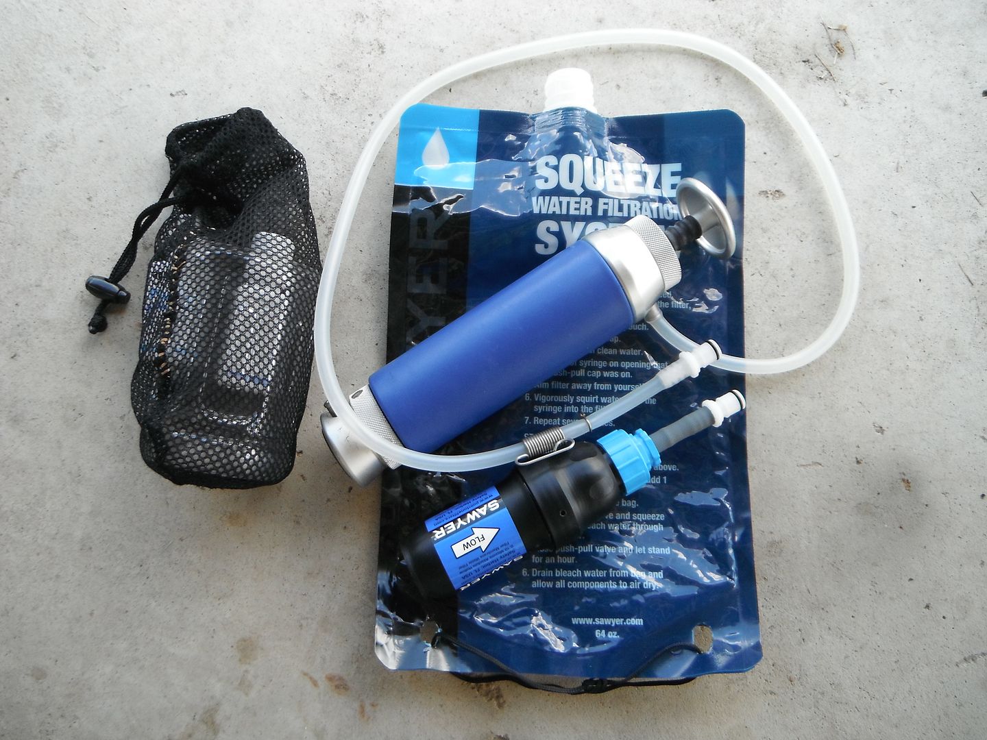 Water bladder filter connection...